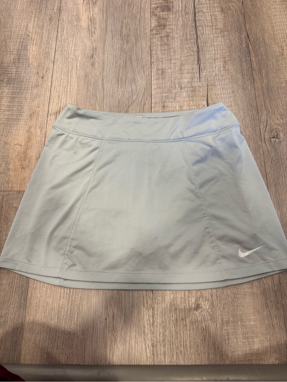 Nike Women's Light Gray Athletic Skirt - Golf, tennis, pickleball!